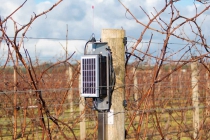 Telescopic Drop Pole for Wireless Remotes